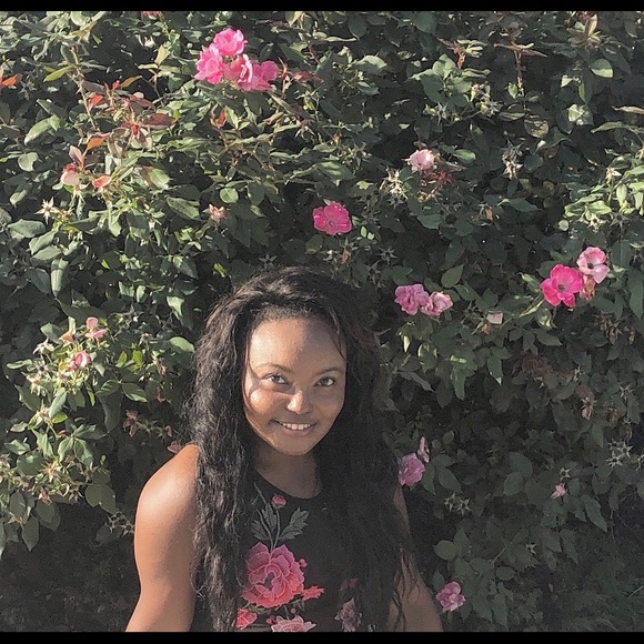 Floral body suit 🌺🌸🌼 - Picture 3 of 4